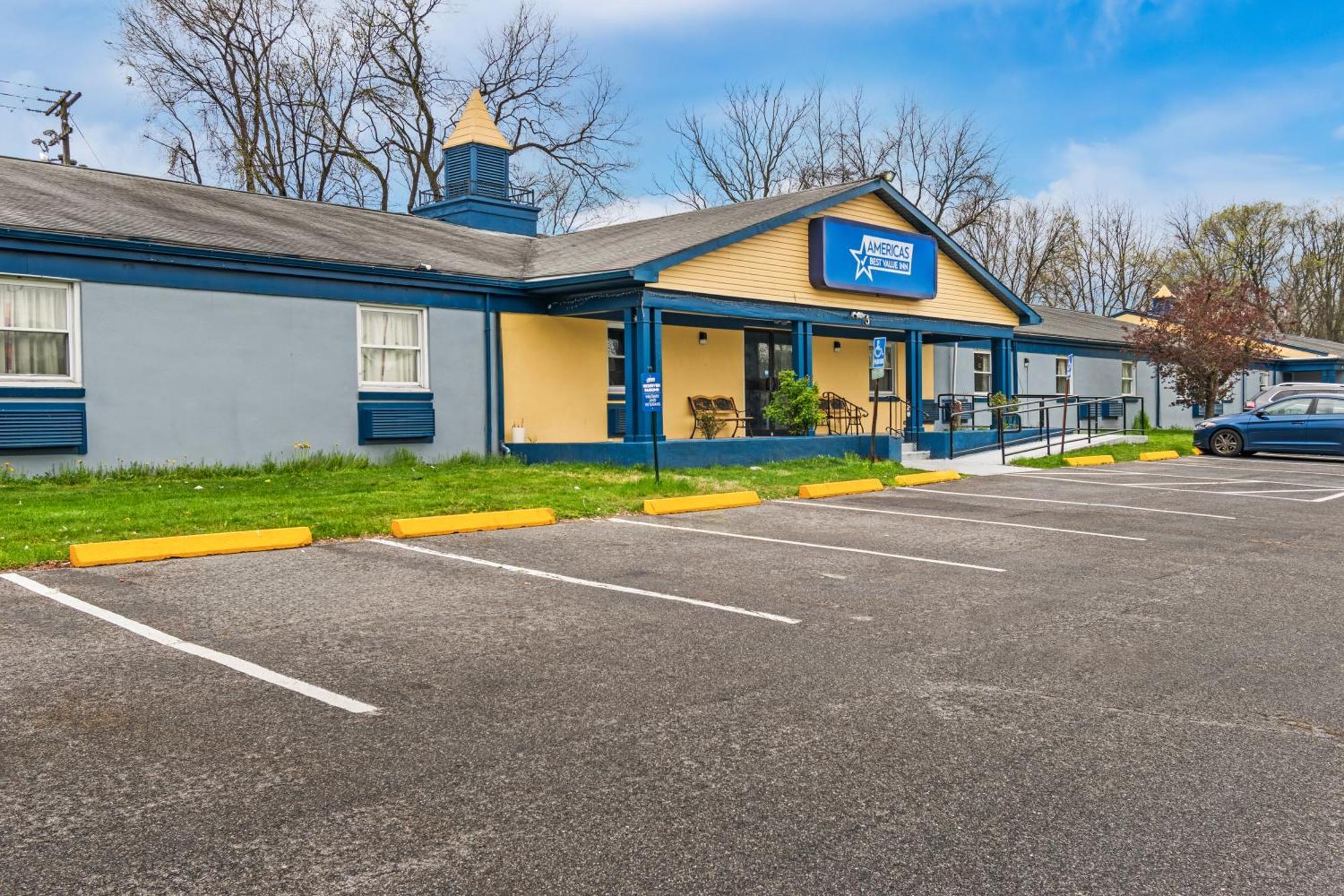 Americas Best Value Inn Carlisle Exterior photo